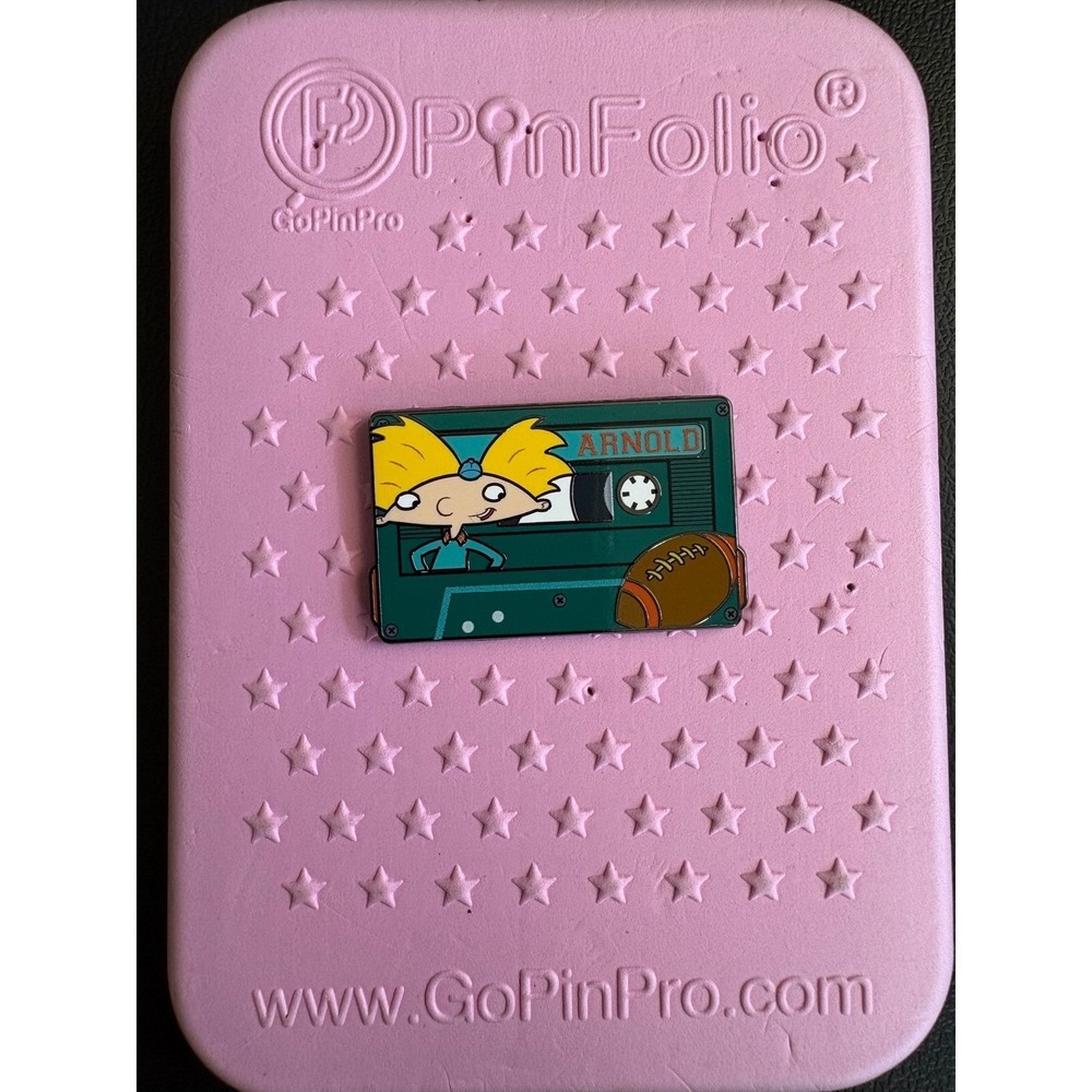Nickelodeon Cartoons Cassette Pin - Hey Arnold!